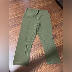 Lululemon cropped leggings
